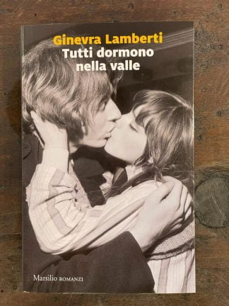 tutti-dormono-nella-valle
