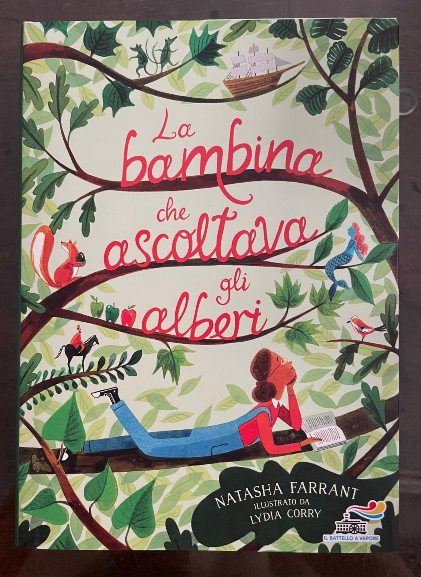 la-bambina-che-ascoltava-gli-alberi