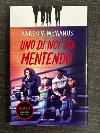 uno-di-noi-sta-mentendo