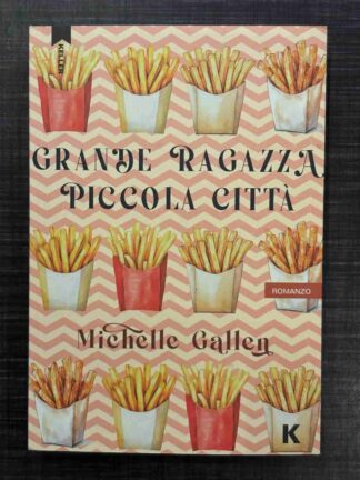 grande-ragazza-piccola-città