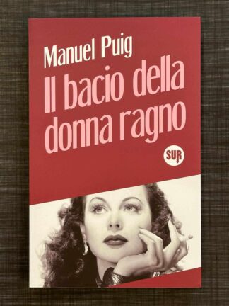 il-bacio-della-donna-ragno
